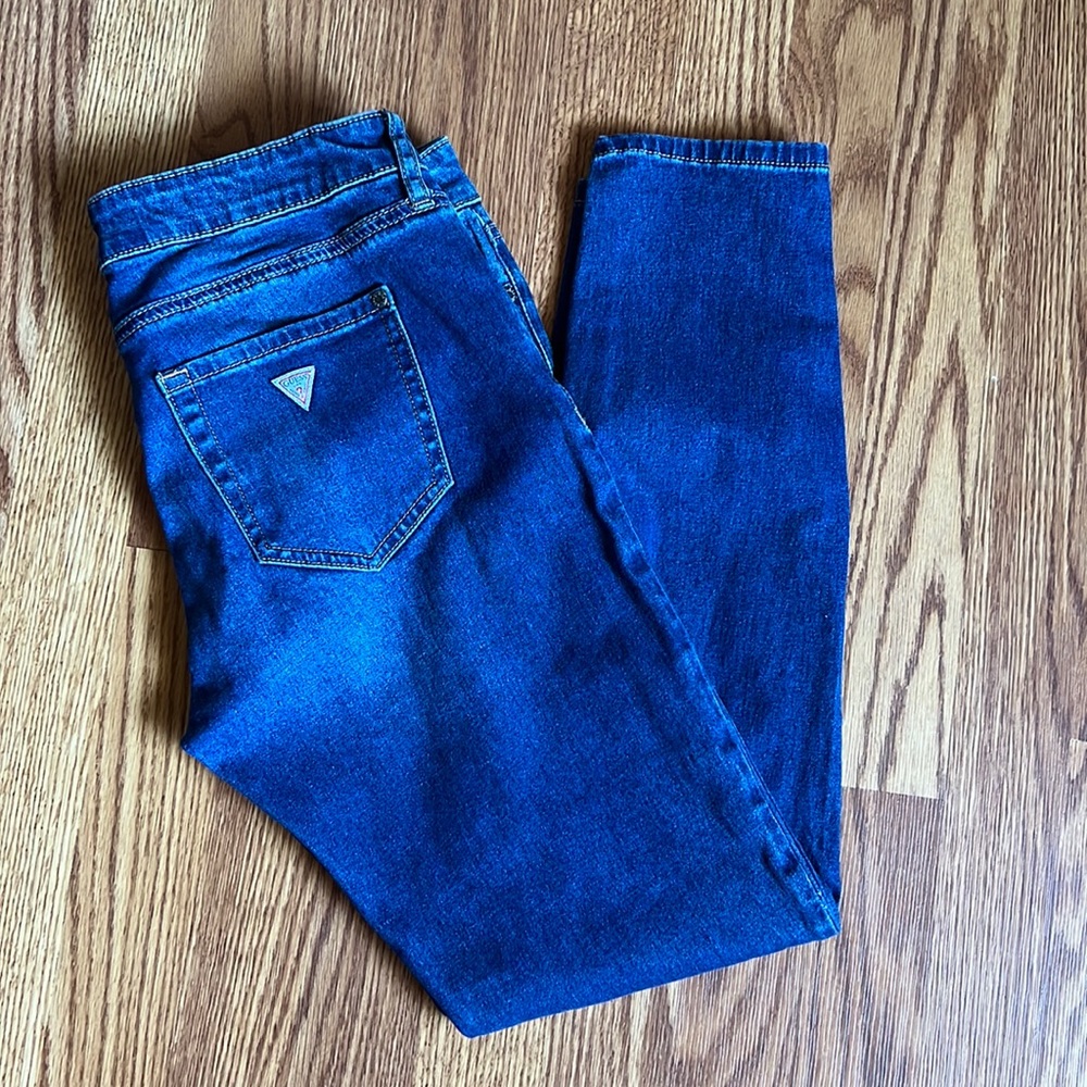 Mid Rise Guess Women’s Jeans